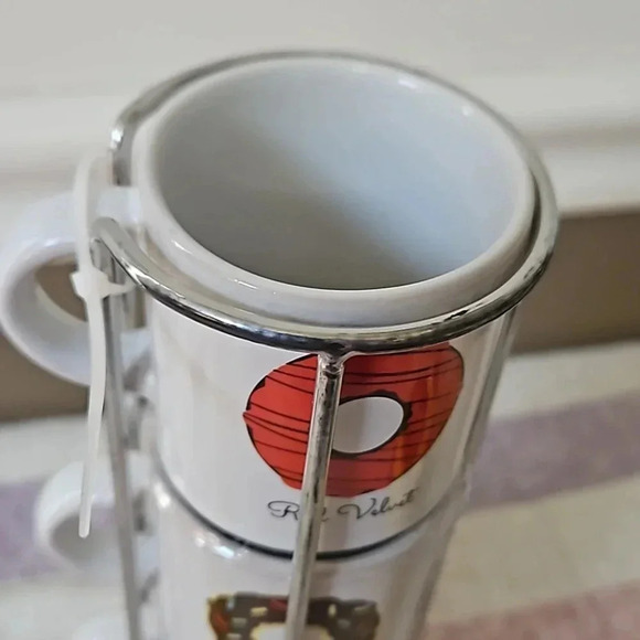 MUG TOWER - Picture 7 of 9